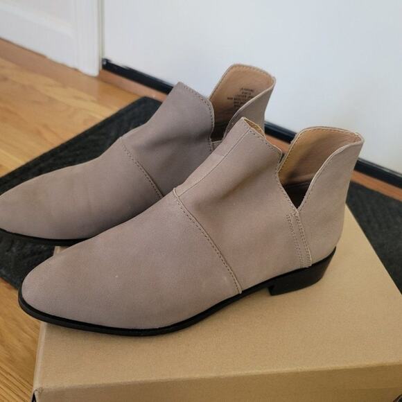 Booties - Picture 5 of 5